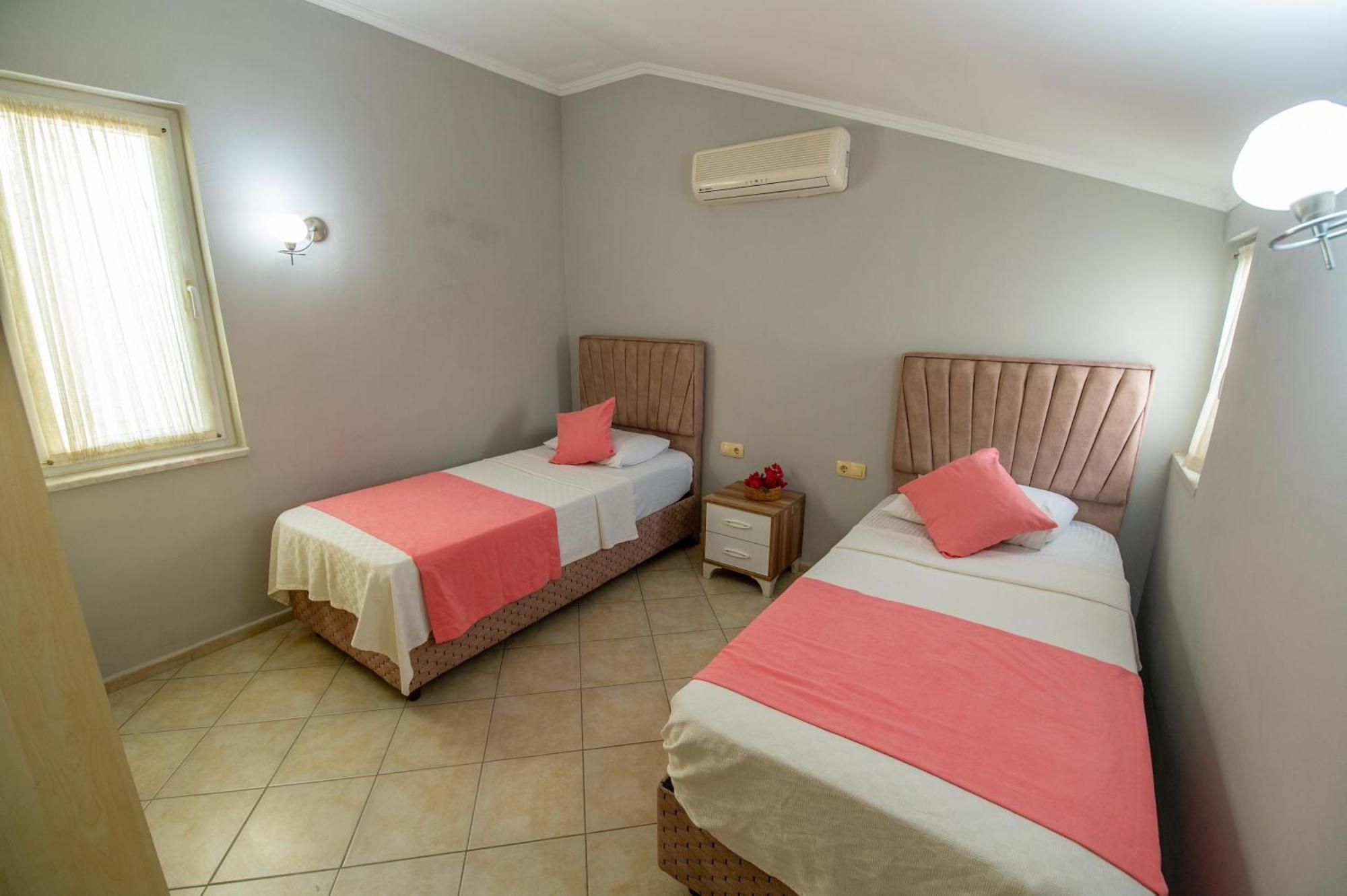 Sunset Beach Club Aqualettings Oyster 5 Фетхие Экстерьер фото